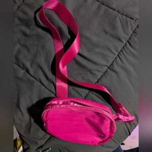 LULULEMON Sonic Pink Belt Bag